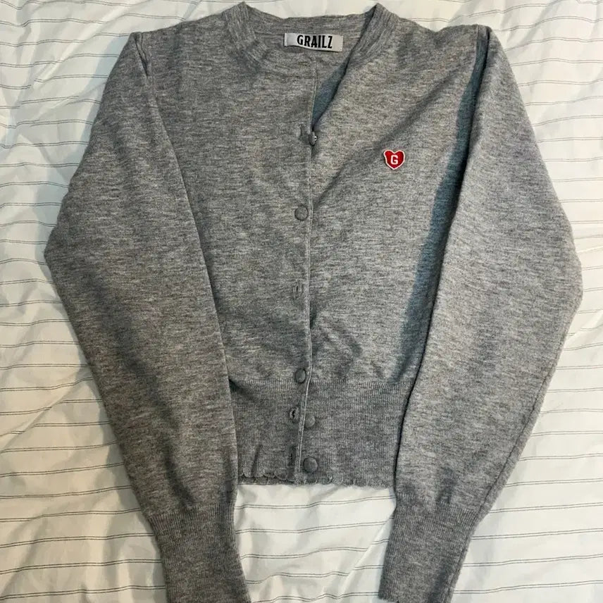 [BUNJANG] GRAILZ Grey Embroidered Logo Cardigan / GRAILZ 그레일즈 회색 가디건