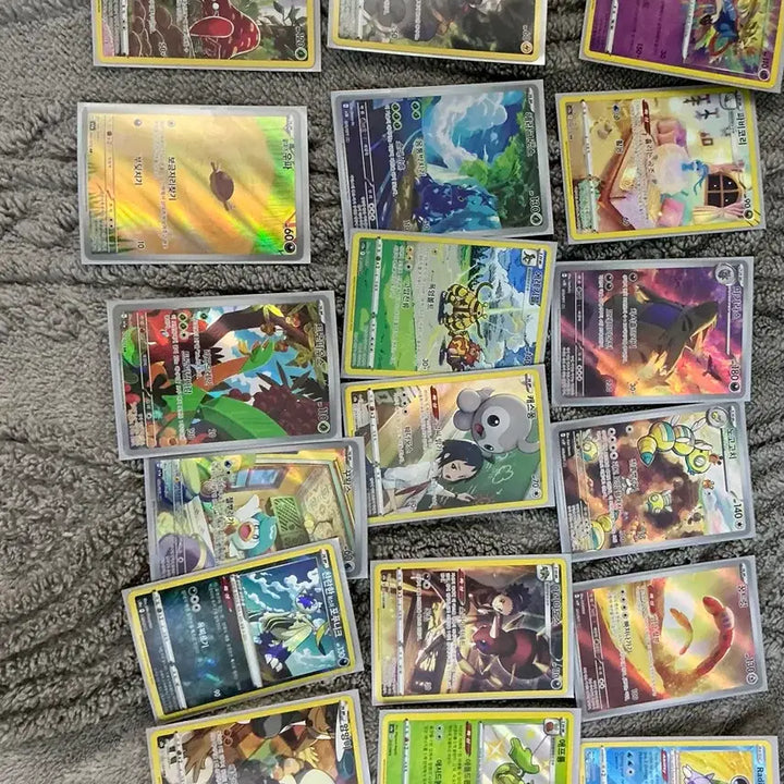 [BUNJANG] Pokemon Trading Card Bundle (30+ Cards, Mixed Editions, Includes Case &amp; Sleeves) / 포켓몬 카드 급처 합니다! 30장 넘고 서비스도 드립니다!