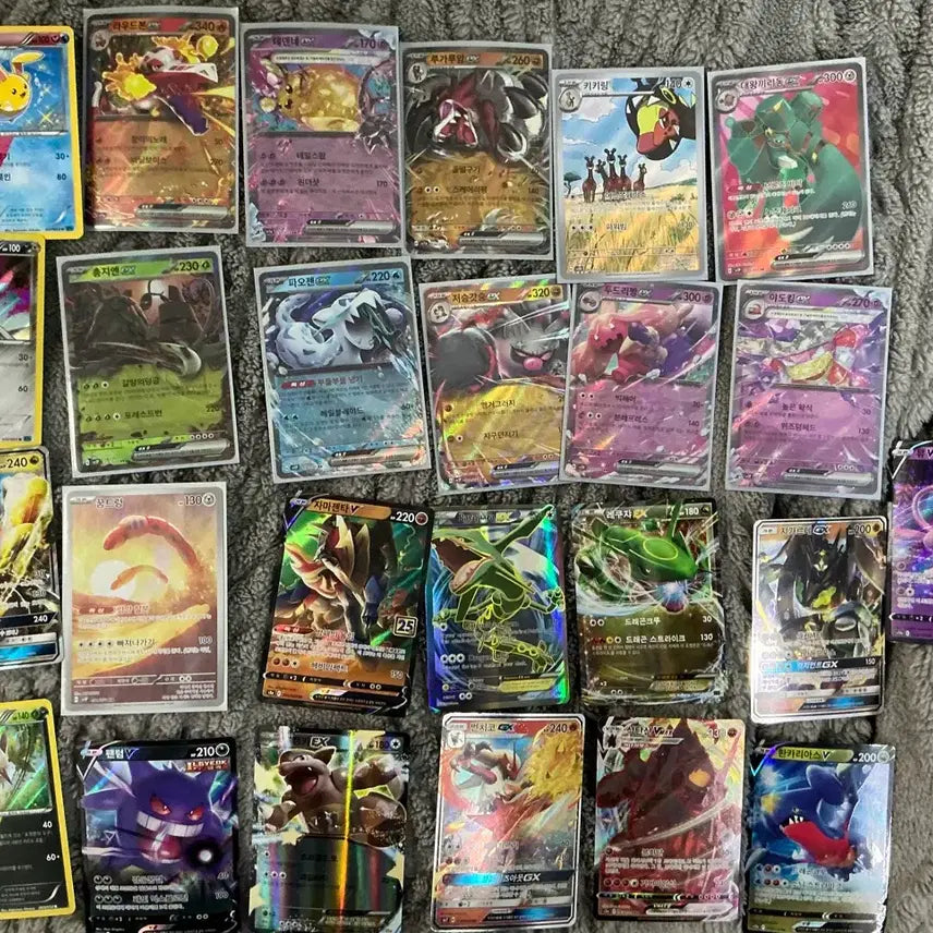 [BUNJANG] Pokemon Trading Card Bundle (30+ Cards, Mixed Editions, Includes Case &amp; Sleeves) / 포켓몬 카드 급처 합니다! 30장 넘고 서비스도 드립니다!