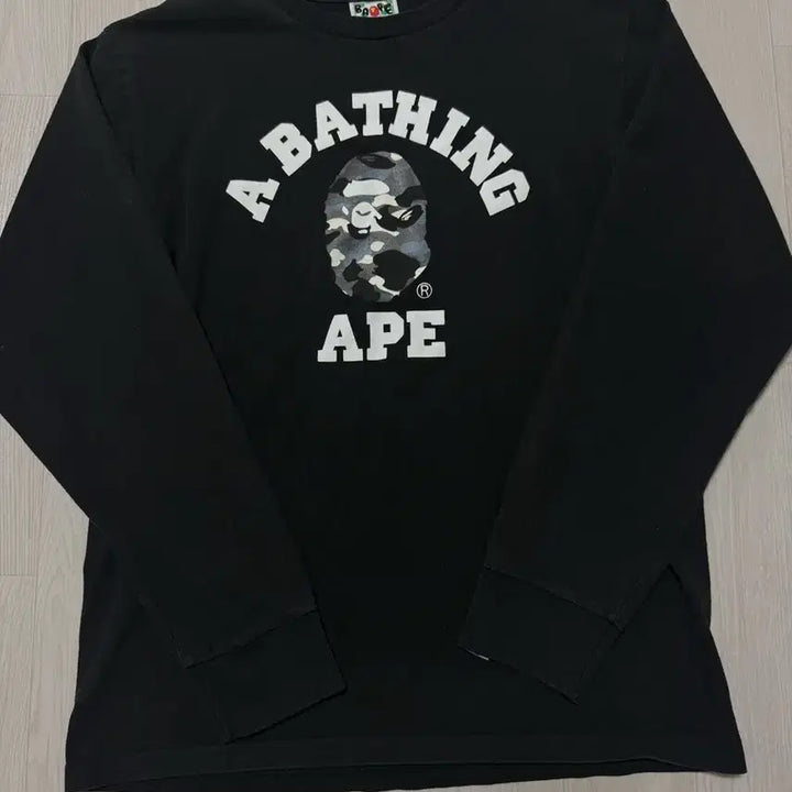 [BUNJANG] Bape City Camo Sweatshirt M / 베이프 시티카모 맨투맨 급처