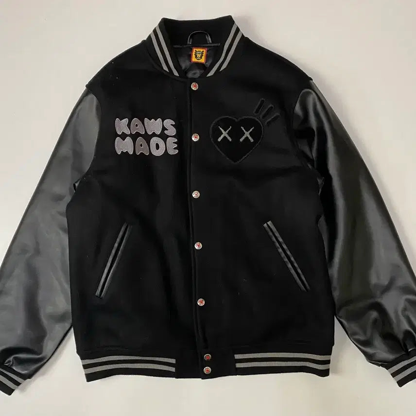 [BUNJANG] Human Made x KAWS Collaboration Varsity Jacket XL / 휴먼메이드 KAWS 콜라보 바시티 자켓 XL