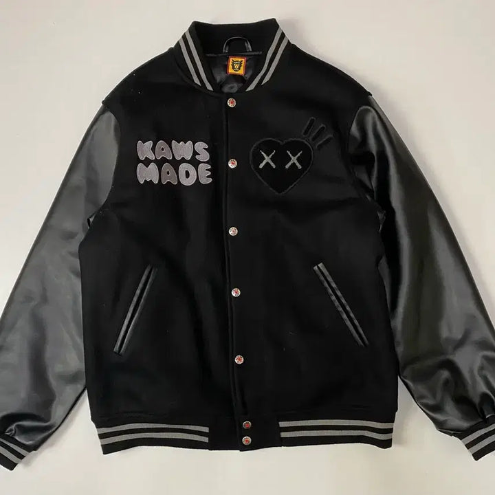 [BUNJANG] Human Made x KAWS Collaboration Varsity Jacket XL / 휴먼메이드 KAWS 콜라보 바시티 자켓 XL