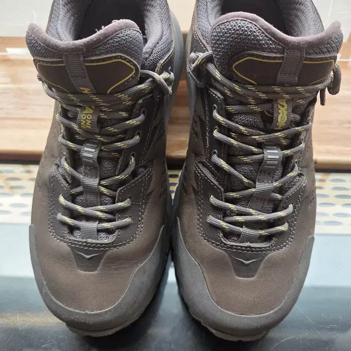 [BUNJANG] Hoka Kaha Low GTX Hiking Boots Charcoal Grey / 호카 카하 로우 GTX 차콜 그레이