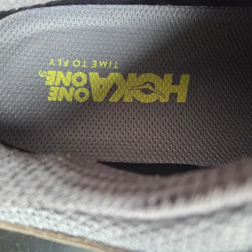 [BUNJANG] Hoka Kaha Low GTX Hiking Boots Charcoal Grey / 호카 카하 로우 GTX 차콜 그레이