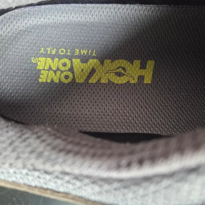 [BUNJANG] Hoka Kaha Low GTX Hiking Boots Charcoal Grey / 호카 카하 로우 GTX 차콜 그레이