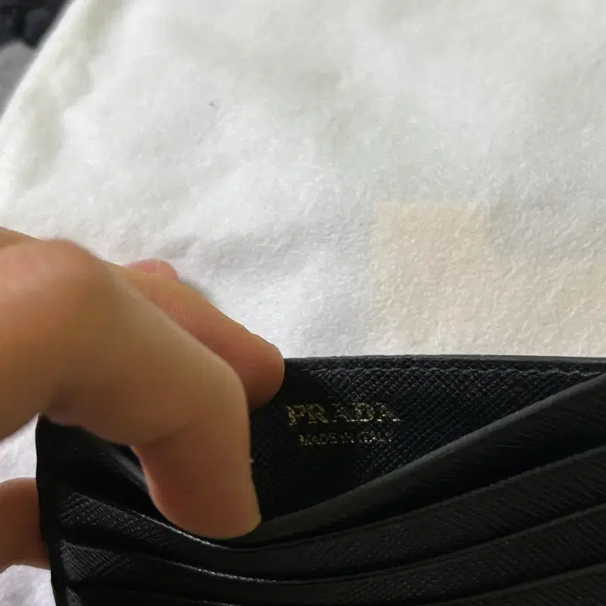 [BUNJANG] Prada Saffiano Triangle Logo Cardholder / 프라다 사피아노 삼각로고 카드지갑 판매