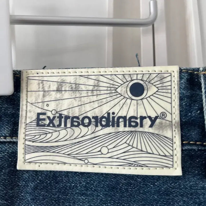 [BUNJANG] Extraordinary Denim L Laser Printing Wave Washing / 엑스트라오디너리 데님 L 레이저 프린팅 물결 워싱