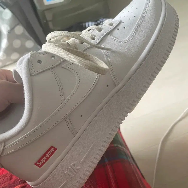 [BUNJANG] Nike x Supreme Air Force 1 Low White (Unworn) / [275] 나이키 x 슈프림 에어포스 화이트 풀박 미사용