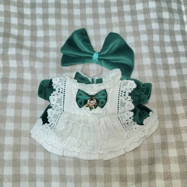 [BUNJANG] 20cm Maid Outfit with Ribbon / (급처) 20cm 인형옷 옷 초록색 메이드복 + 리본