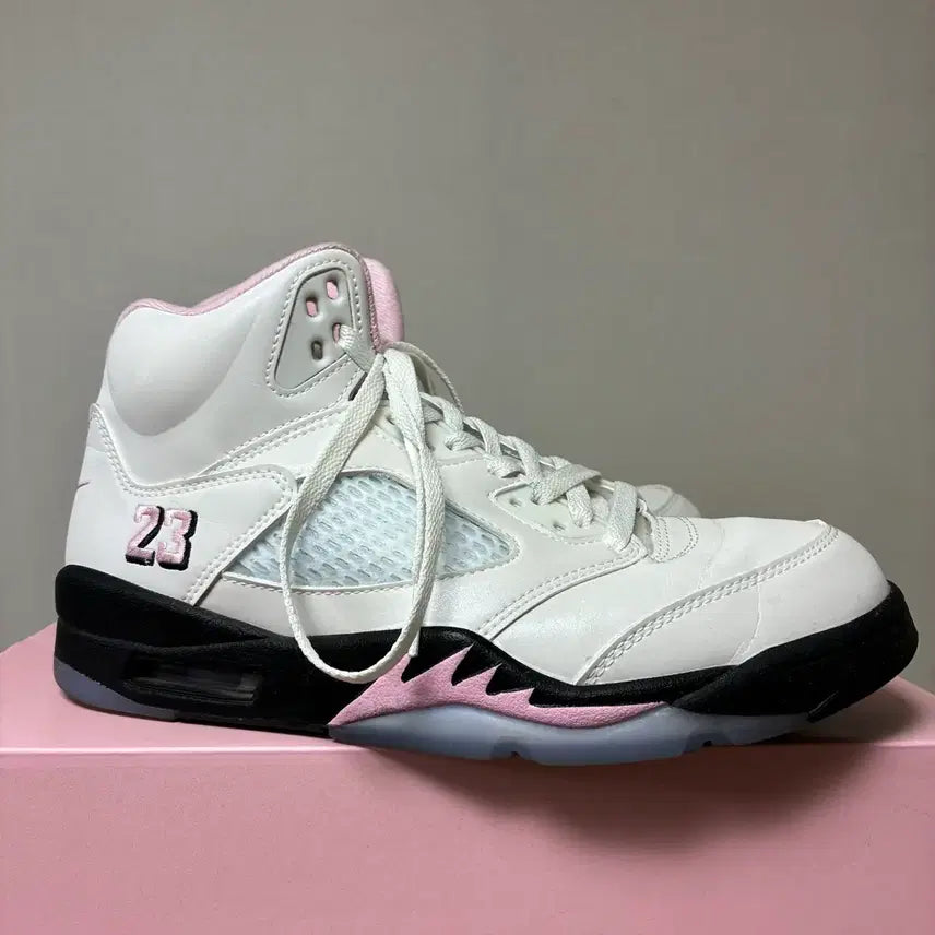 [BUNJANG] Nike Air Jordan 5 Soft Pink/White / [260]나이키 에어조던5 소프트핑크/화이트