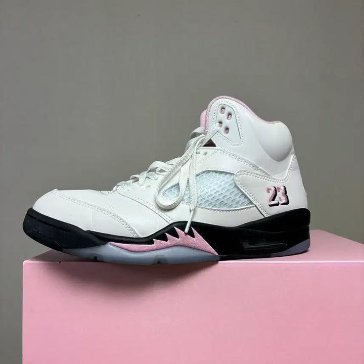 [BUNJANG] Nike Air Jordan 5 Soft Pink/White / [260]나이키 에어조던5 소프트핑크/화이트