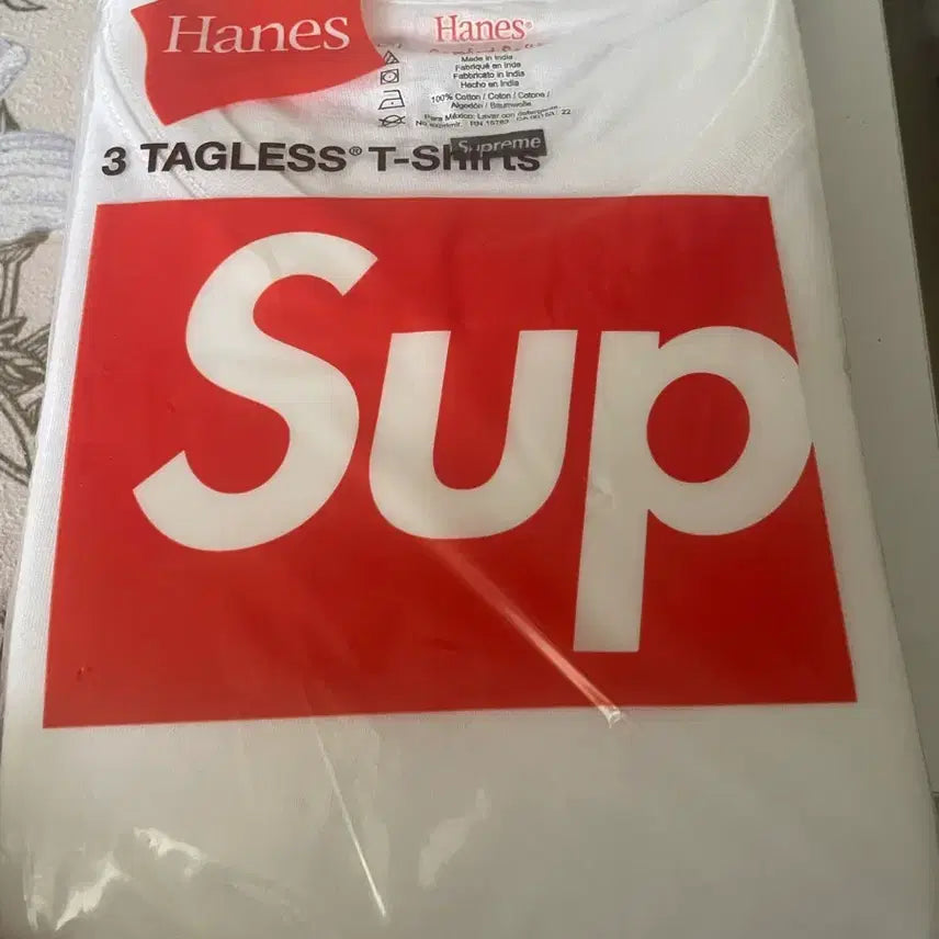 [BUNJANG] Supreme Haynes 3-Pack T-Shirt White XL (Sealed) / [XL] 슈프림 헤인즈 반팔티 3pack 미개봉