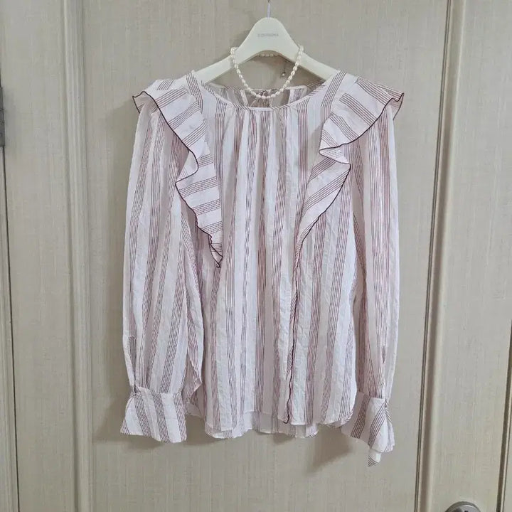 [BUNJANG] Juke Frill Blouse / 주크 프릴블라우스