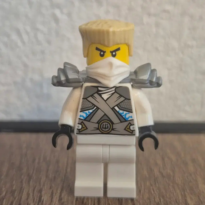 [BUNJANG] LEGO Ninjago Stone Armor Zane Minifigure / 레고 닌자고 스톤아머 쟌 미니피겨