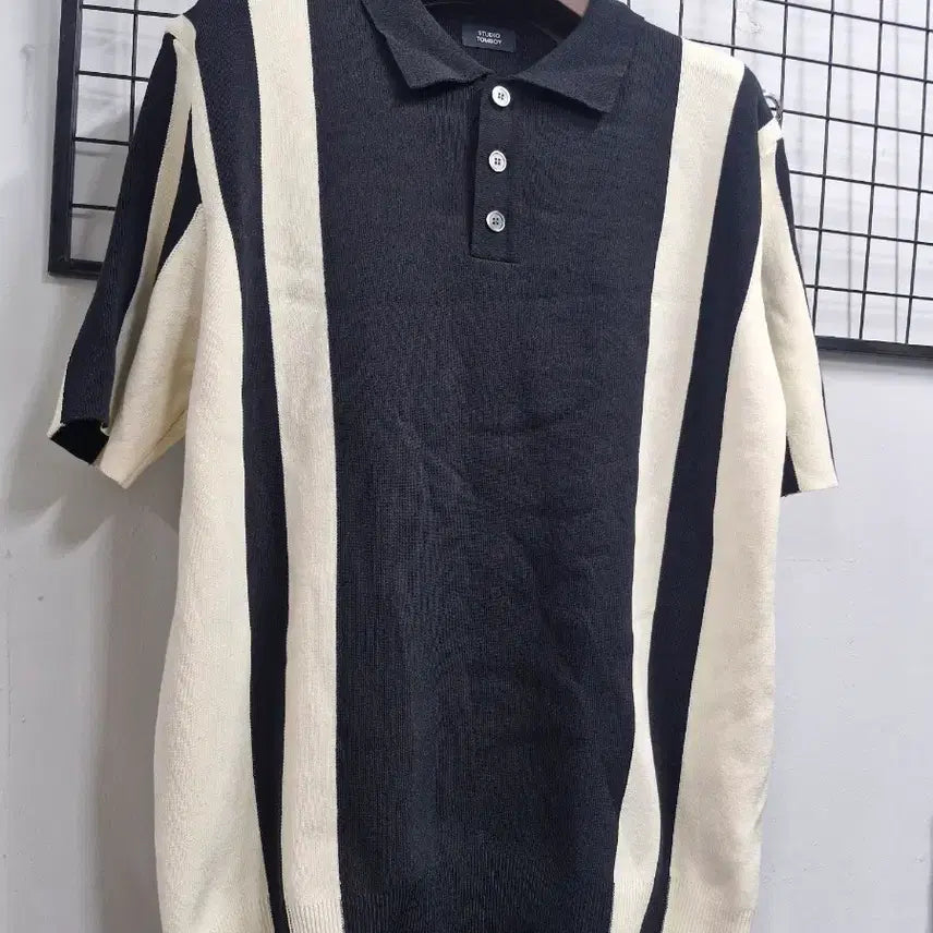 [BUNJANG] Studio Tomboy Vertical Stripe Short Sleeve Knit Top Size 100L / 100L 스튜디오 톰보이 버티컬 스트라이프 카라 반팔 니트.