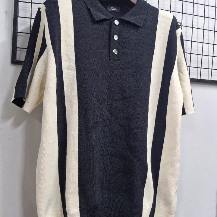 [BUNJANG] Studio Tomboy Vertical Stripe Short Sleeve Knit Top Size 100L / 100L 스튜디오 톰보이 버티컬 스트라이프 카라 반팔 니트.