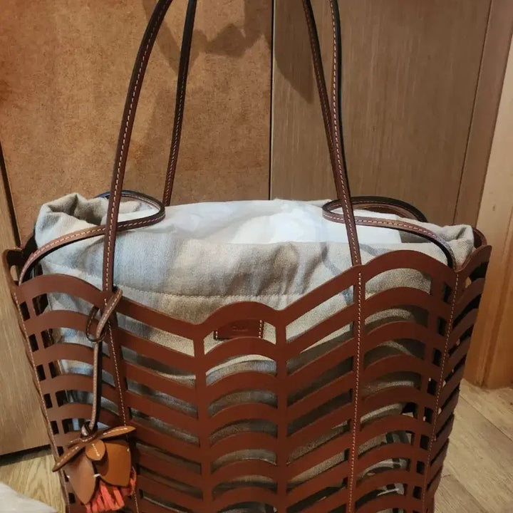 [BUNJANG] Chloe Kayán Medium Tote Bag Caramel / 끌로에 카얀 미디움 토트백 카라멜