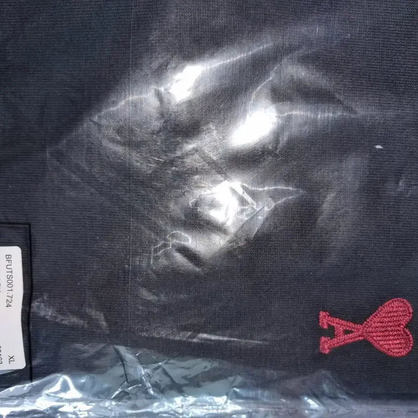 [BUNJANG] AMI Black Recycled Logo T-shirt XL / QR 정품 인증, 아미 블랙 반팔 XL