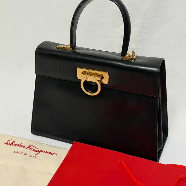 [BUNJANG] Ferragamo Original Black Medium Top Handle Tote Bag / 정품 페라가모 탑핸들백 블랙 미디움 핸드백 차장원백 토트백