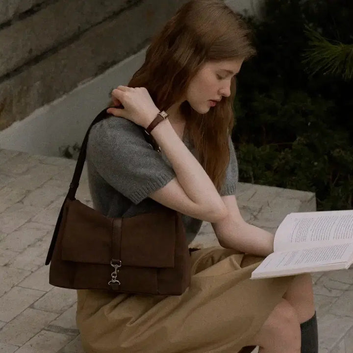[BUNJANG] Ouhy Chloe Suede Shoulder Bag / 오브히 클로이 스웨이드백
