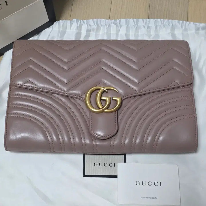 [BUNJANG] Gucci GG Marmont Matelassé Flap Clutch / 구찌 정품 GG 마몽 마틀라세 플랩 클러치
