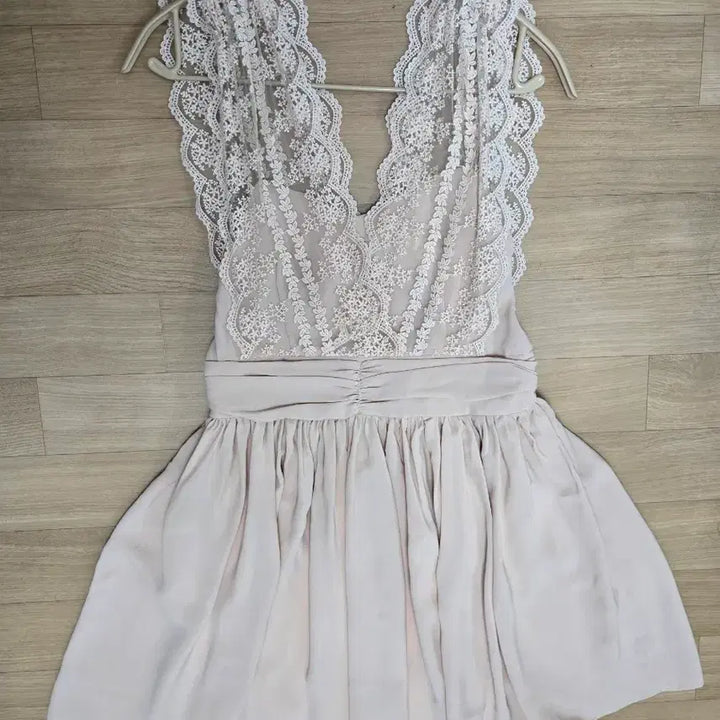[BUNJANG] Lovely Mini Dress / 러블리 미니원피스