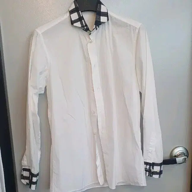[BUNJANG] Bottega Veneta Ivory Shirt / 보테가베네타  셔츠 39 15 1/2상태깨끗하고양호아이보리색상850
