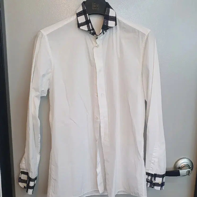 [BUNJANG] Bottega Veneta Ivory Shirt / 보테가베네타  셔츠 39 15 1/2상태깨끗하고양호아이보리색상850