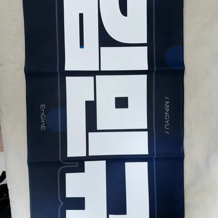 [BUNJANG] SEVENTEEN Mingyu Reflector Slogan / 세븐틴 민규 반사슬로건