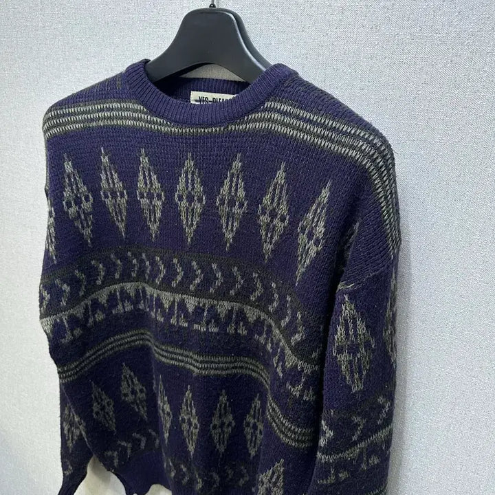 [BUNJANG] Vintage Nordic Jacquard Knit Deep Purple / 빈티지 그런지 노르딕 자카드 니트 딥퍼플