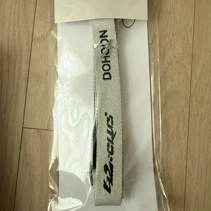 [BUNJANG] TWS MD Multi Strap / 투어스 MD 멀티 스트랩 새상품