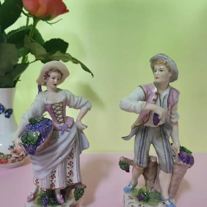 [BUNJANG] Rudolf Kammer Porcelain "Vineyard Lovers" Figurine Set / 드레스덴 루돌프카머 포도밭 연인들