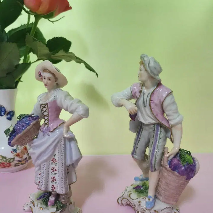 [BUNJANG] Rudolf Kammer Porcelain "Vineyard Lovers" Figurine Set / 드레스덴 루돌프카머 포도밭 연인들