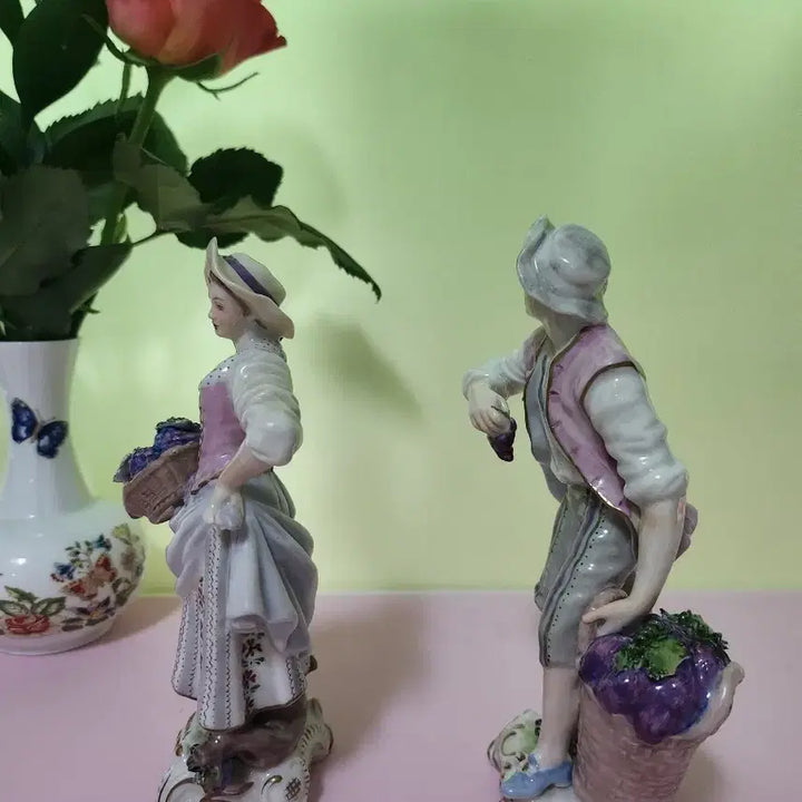 [BUNJANG] Rudolf Kammer Porcelain "Vineyard Lovers" Figurine Set / 드레스덴 루돌프카머 포도밭 연인들
