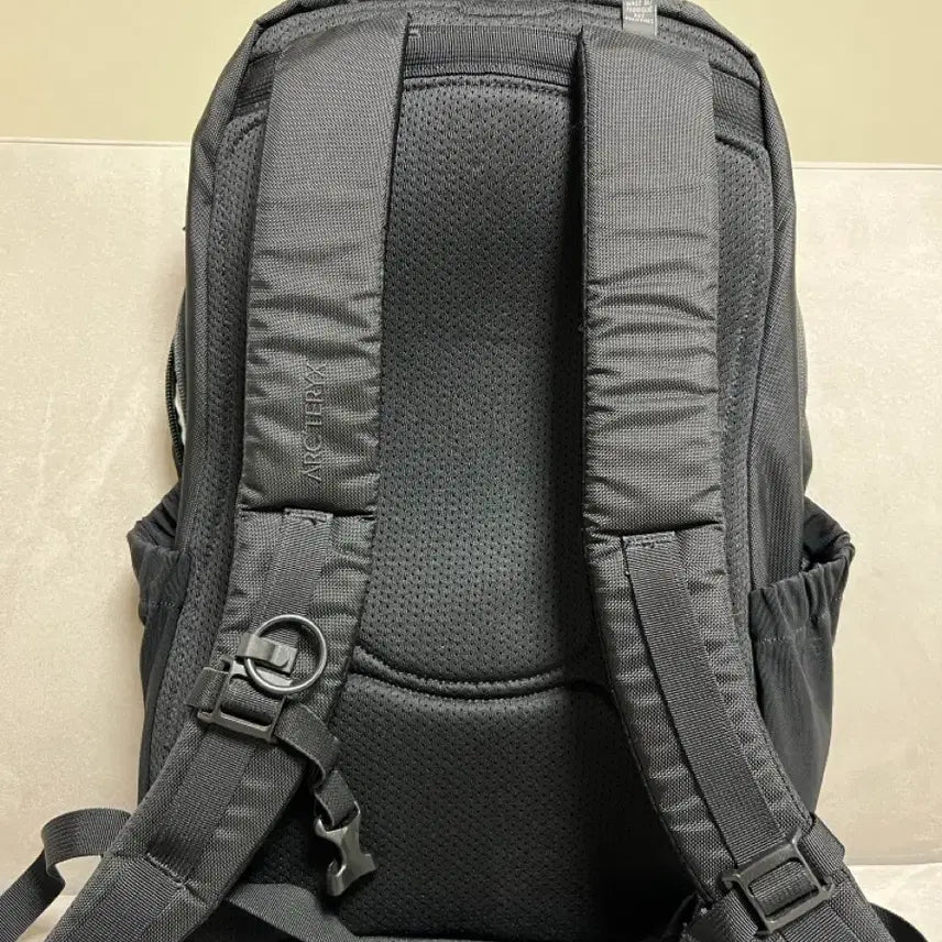 [SOLD OUT] 아크테릭스 맨티스 26 백팩 블랙