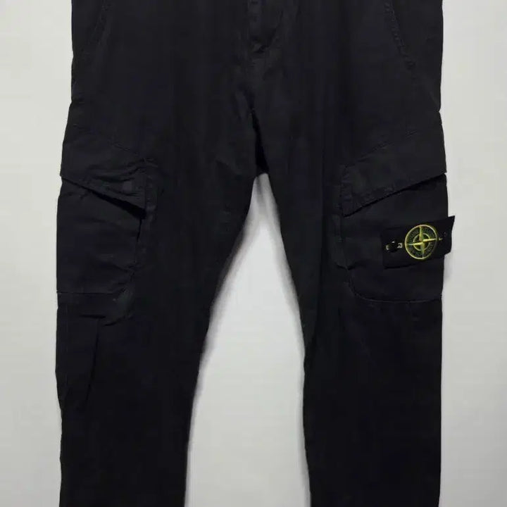 [BUNJANG] Stone Island Black Cargo Pants Size 32 / (32)  스톤아일랜드 블랙 카고 바지