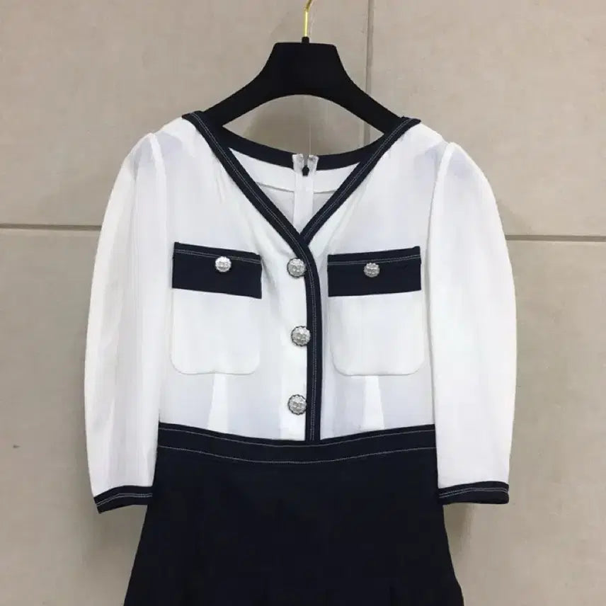 [BUNJANG] 22FW The Handsome Objet Color-Block Pleated Long Dress Black/Navy / 22년/한섬 오브제 정품 배색 플리츠 롱원피스 블랙/화이트