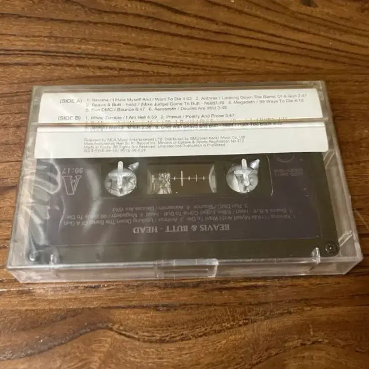 [BUNJANG] Beavis and Butt-Head 90s Anime Movie OST Licensed First Press Unsealed Cassette Tape / 90s 애니 영화 비비스앤벗헤드 OST 라이센스 초판 미개봉 카세트테이프