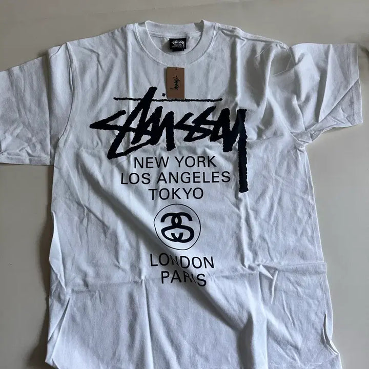[BUNJANG] Stussy World Tour T-Shirt White M / 스투시 월드투어 반팔 화이트 M