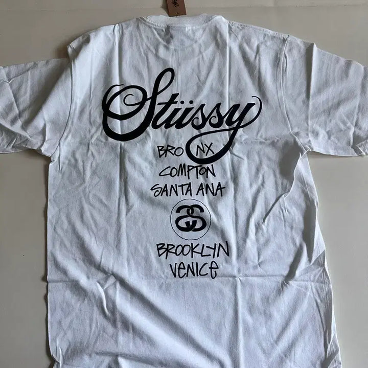 [BUNJANG] Stussy World Tour T-Shirt White M / 스투시 월드투어 반팔 화이트 M