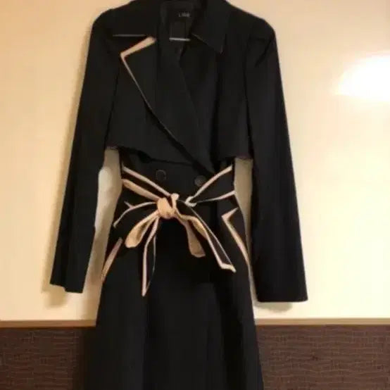 [BUNJANG] Tencel Blend Trench Coat / 라인 트렌치 55