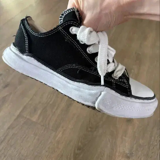 [BUNJANG] Maison Mihara Yasuhiro Peterson Black Sneakers / 메종 미하라 야스히로 피터슨 블랙 42