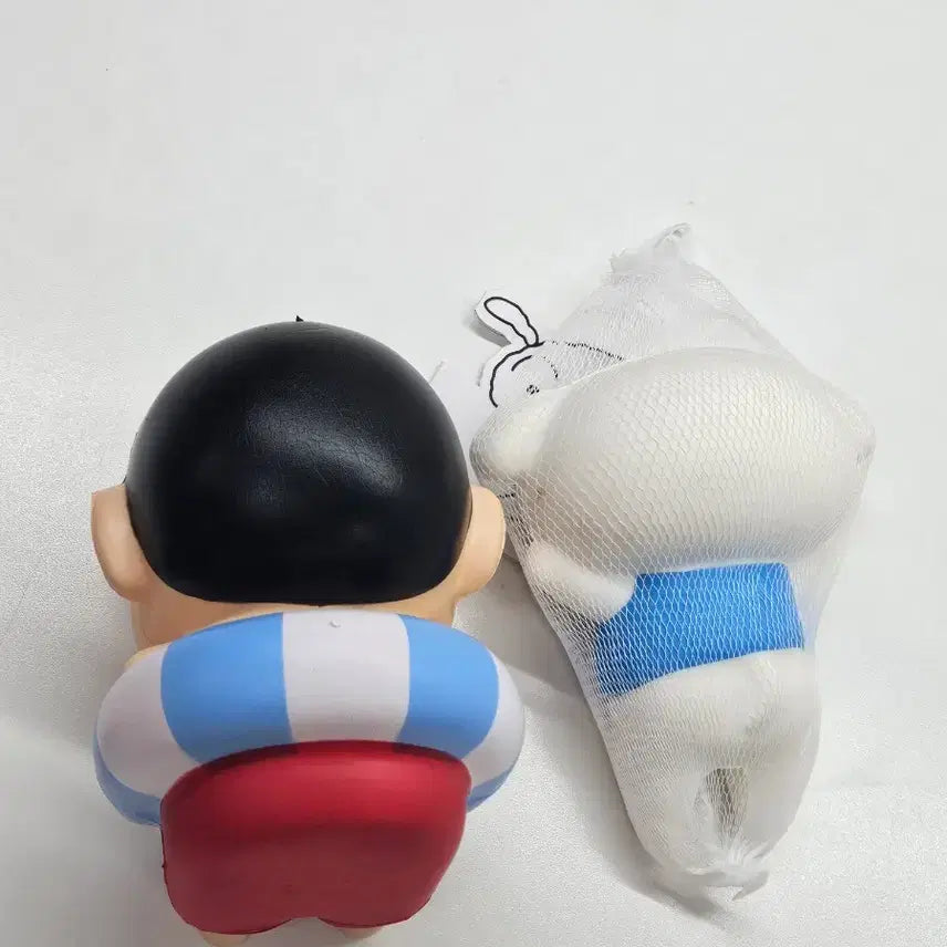 [SOLD OUT] 짱구 튜브 흰둥이 스퀴시 / 피규어 파우치 팔찌 인형 액션가면
