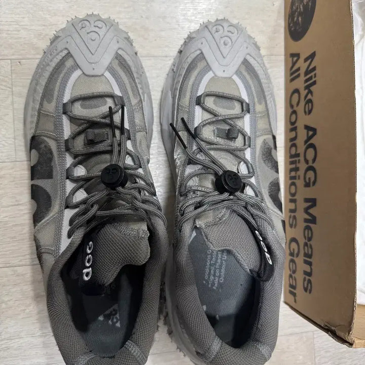 [BUNJANG] Nike ACG Mountain Fly 2 Low Light Iron Ore Black / (285)나이키 ACG 마운틴 플라이 2 로우 라이트 아이언 오어 블랙