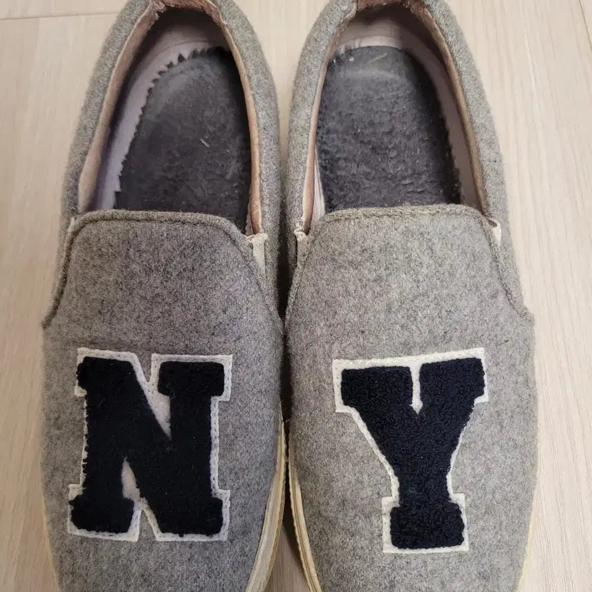 [BUNJANG] Joshua Sanders x Manuel Barceló Sneakers (235mm) / 조슈아샌더스 NY 슬립온 235mm 마누엘바로셀로스니커즈 235백화점정품