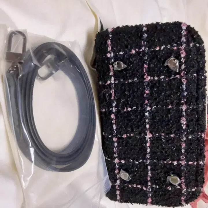 [BUNJANG] The Lourance Tweed Mini Bag / 더로랑 트위드 미니백