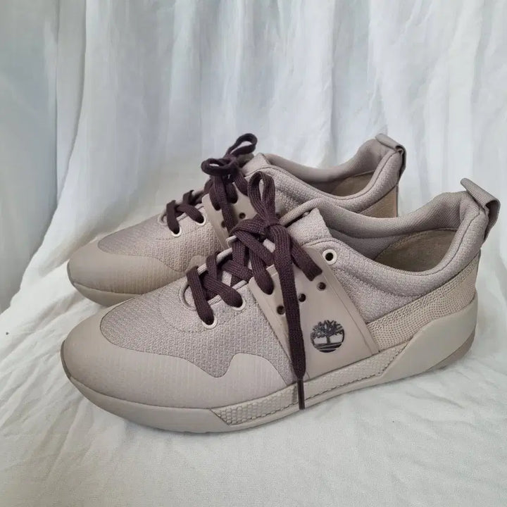 [BUNJANG] Timberland Beige Suede Sneakers Women&