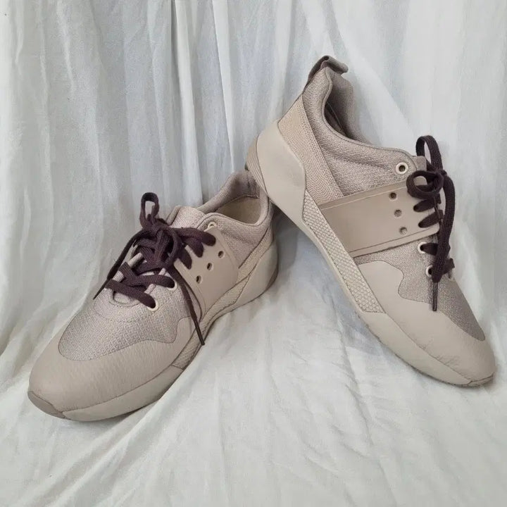 [BUNJANG] Timberland Beige Suede Sneakers Women&