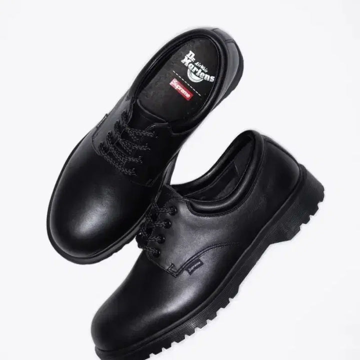 [BUNJANG] Dr. Martens x Supreme Postal Supreme 4 Black Boots (US Size 8) / 닥터마틴X슈프림  포스탈 슈프림4  블랙 260