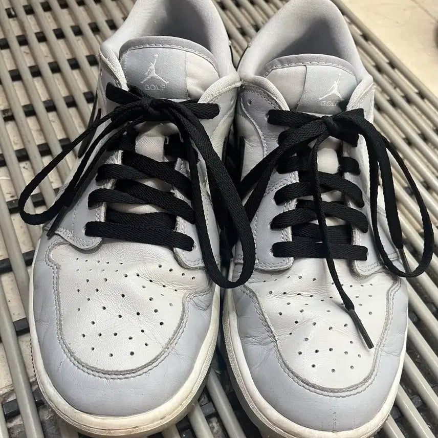 [BUNJANG] Nike Air Jordan 1 Low Wolf Grey Shoes / 나이키 에어조던1 로우 울프 그레이 [270]